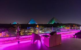 Panorama Pyramids Inn